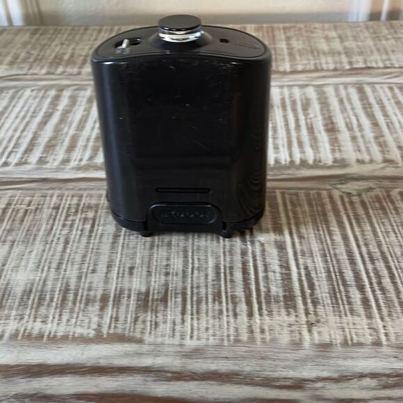 Roomba irobot wall barrier ￼ - Picture 4 of 4